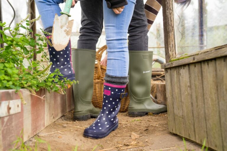 Gummistiefel für den Garten Hasches Abenteuer