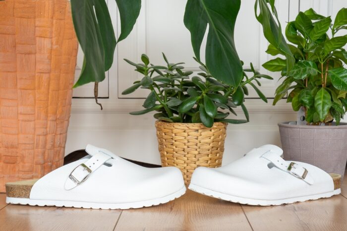 VITAFORM Clogs für Damen und Herren Test