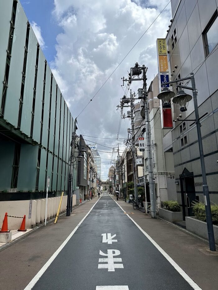 12 - West Tokio Straße