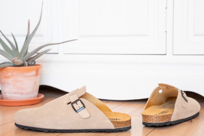 Gonkos Clogs Details